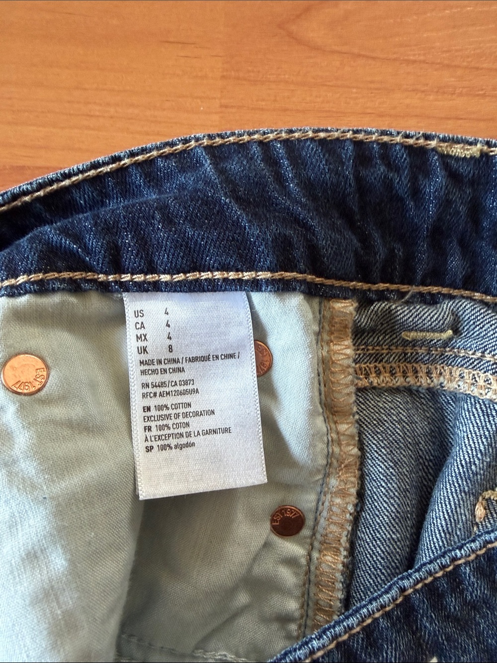 American Eagle Women’s Tomgirl Shortie Jean Shorts Size 4 - Picture 6 of 6
